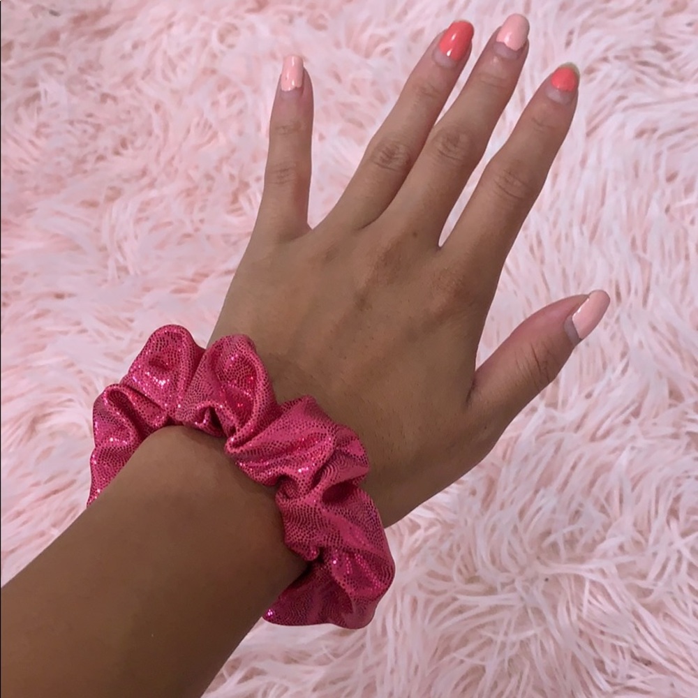 Handmade pink sparkly scrunchie!!